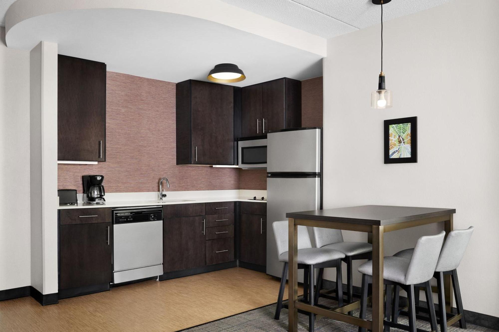 Residence Inn By Marriott Philadelphia לנגהורן מראה חיצוני תמונה