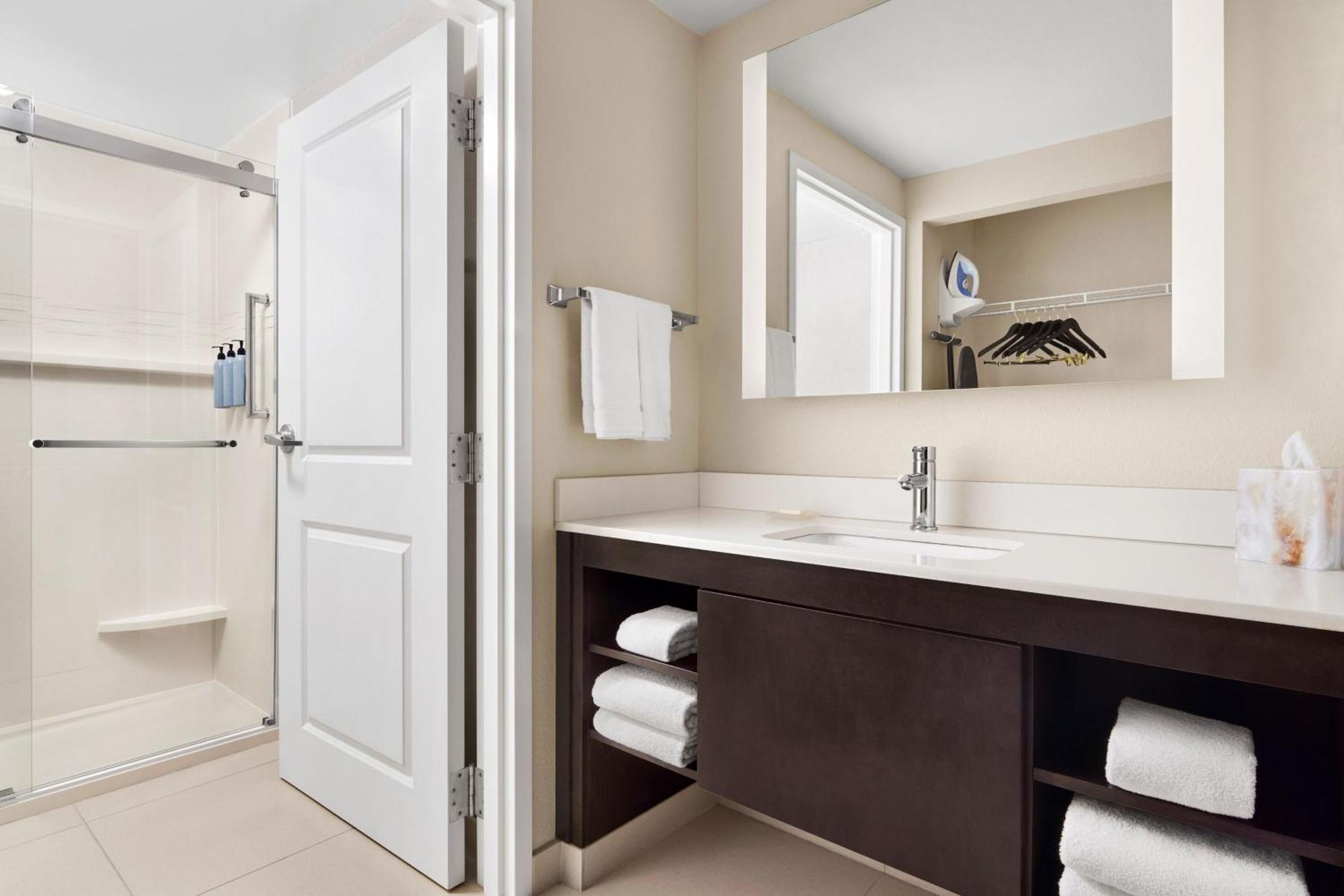 Residence Inn By Marriott Philadelphia לנגהורן מראה חיצוני תמונה