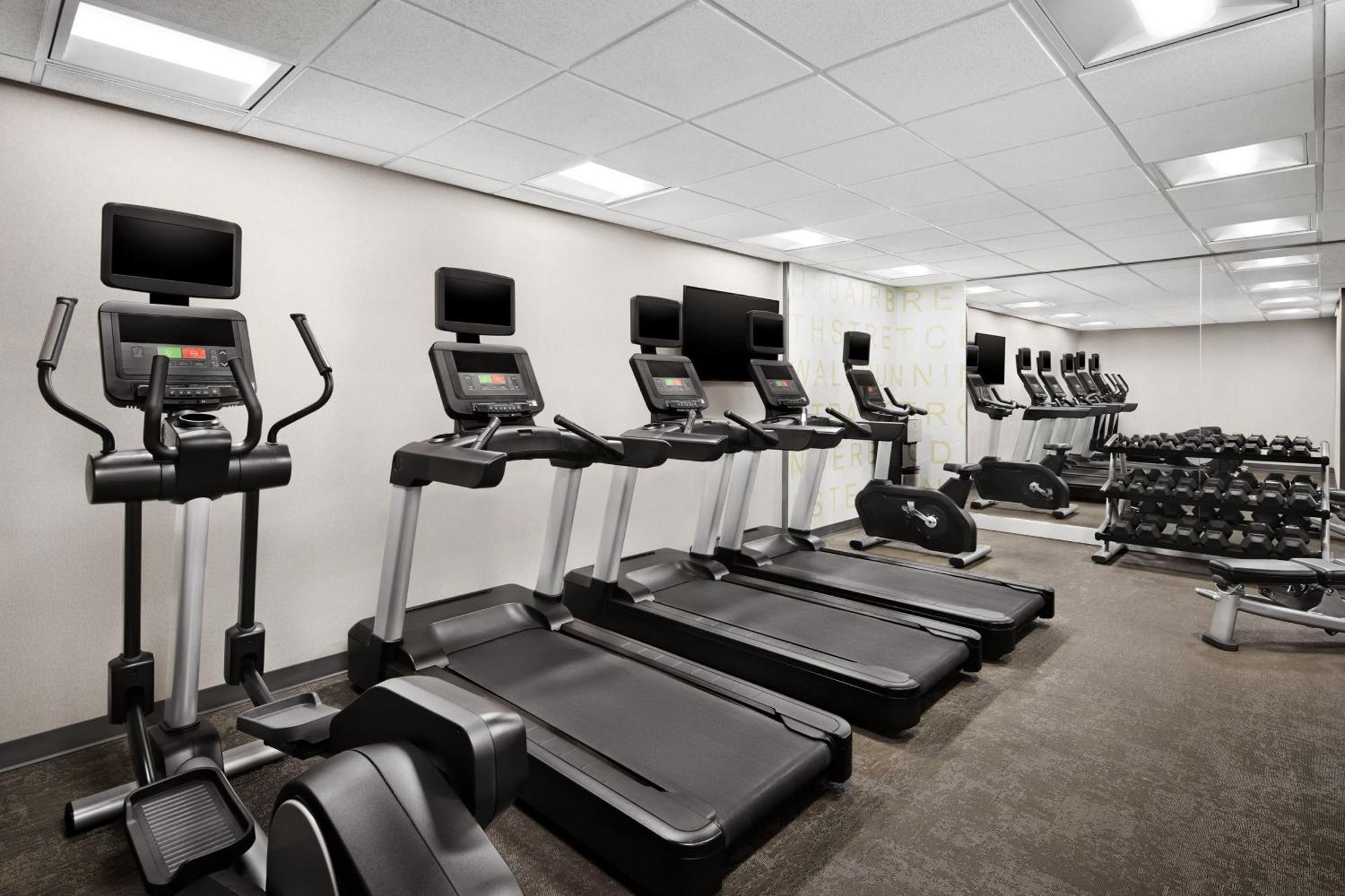 Residence Inn By Marriott Philadelphia לנגהורן מראה חיצוני תמונה