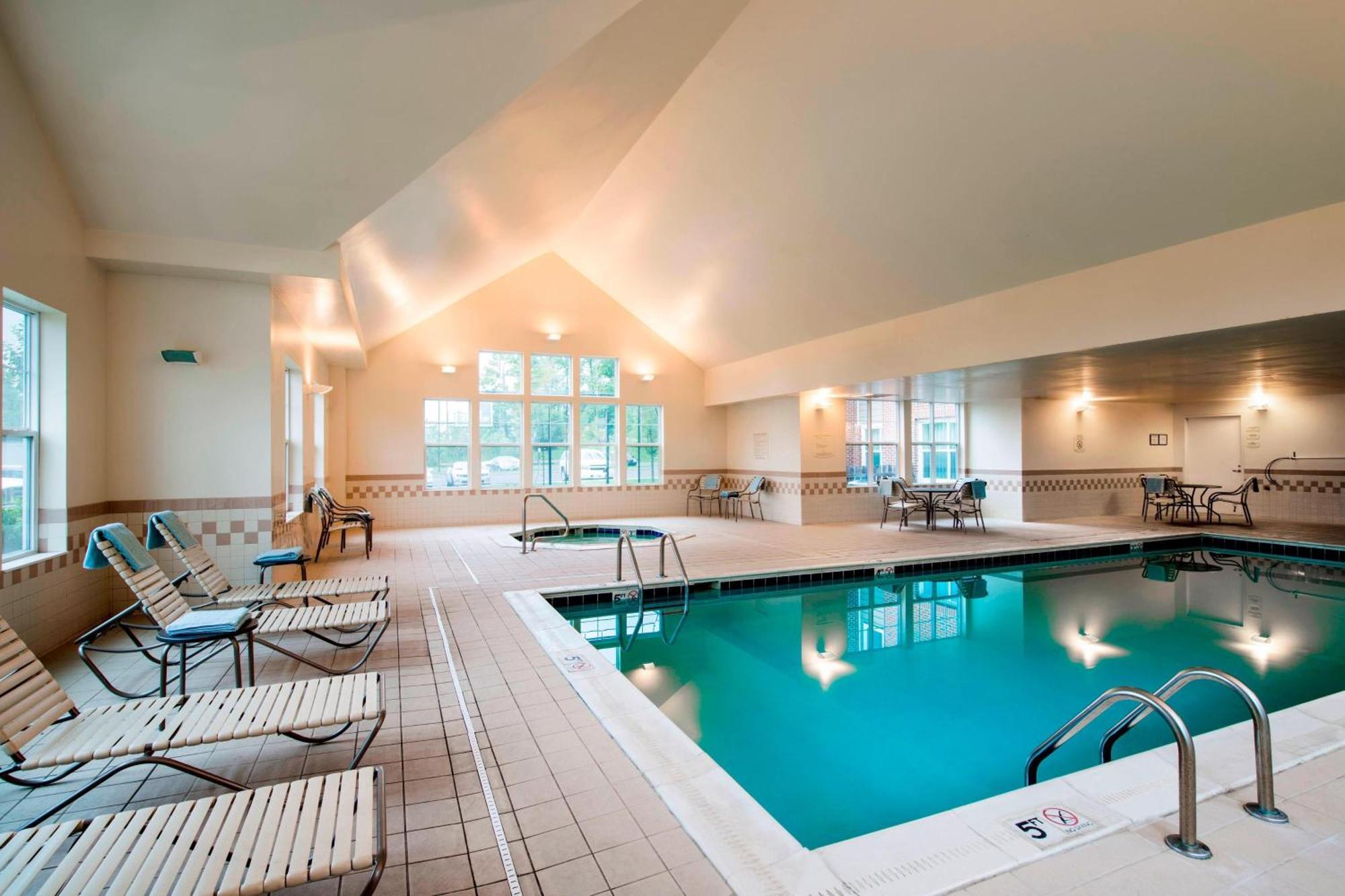 Residence Inn By Marriott Philadelphia לנגהורן מראה חיצוני תמונה